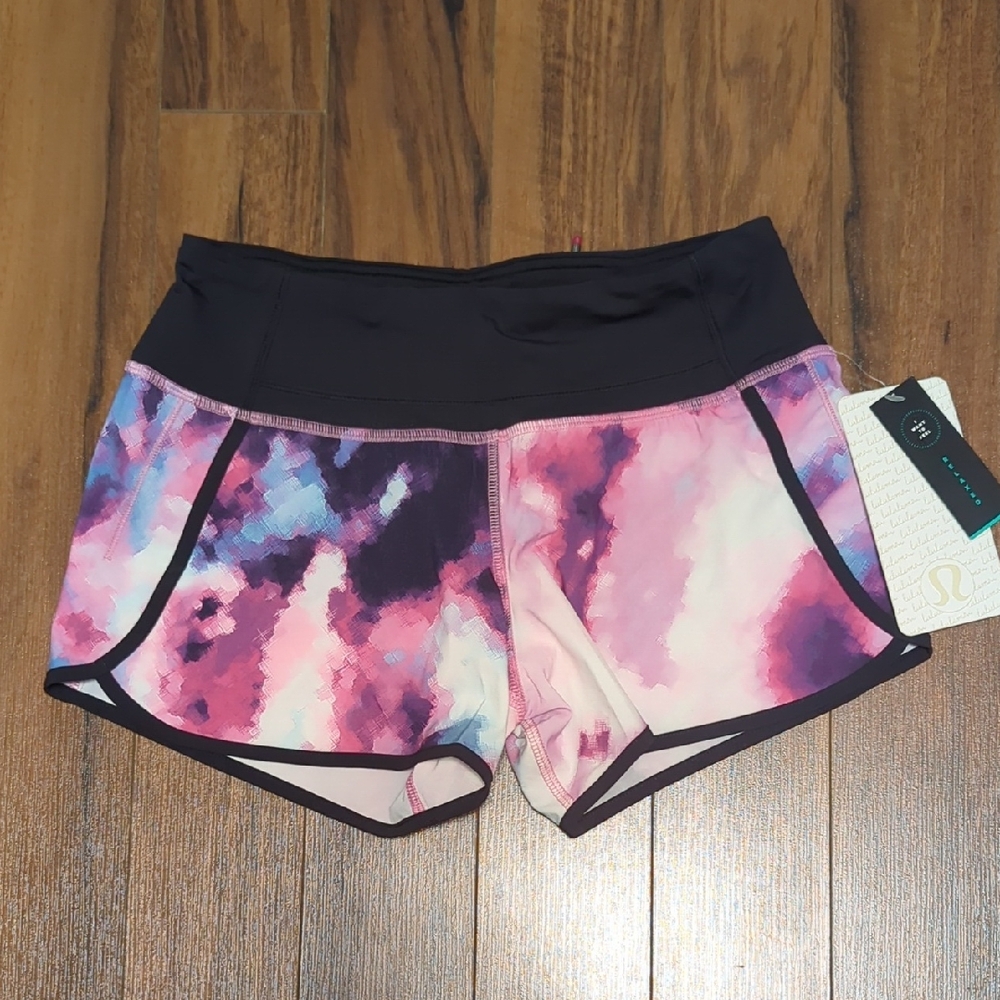 Lululemon Run Times Short Size 2 NWT